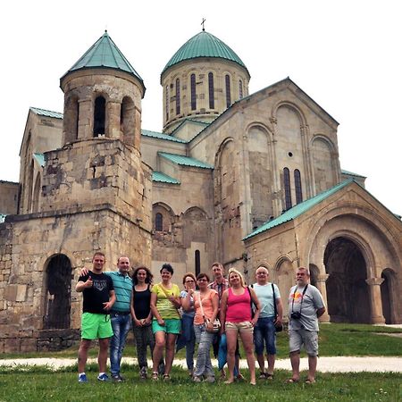 Giorgi'S Homestay クタイシ エクステリア 写真