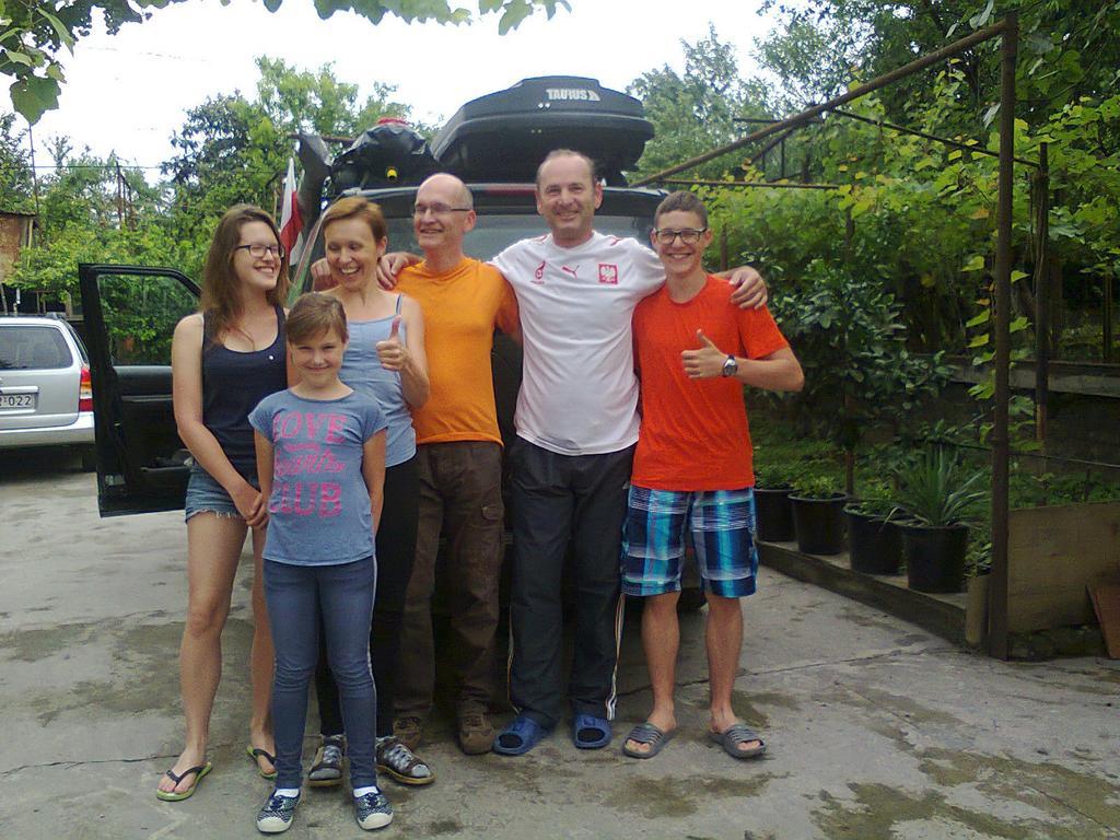 Giorgi'S Homestay クタイシ エクステリア 写真