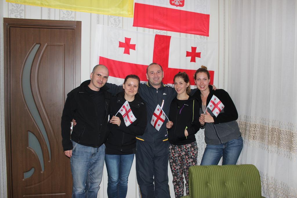 Giorgi'S Homestay クタイシ エクステリア 写真