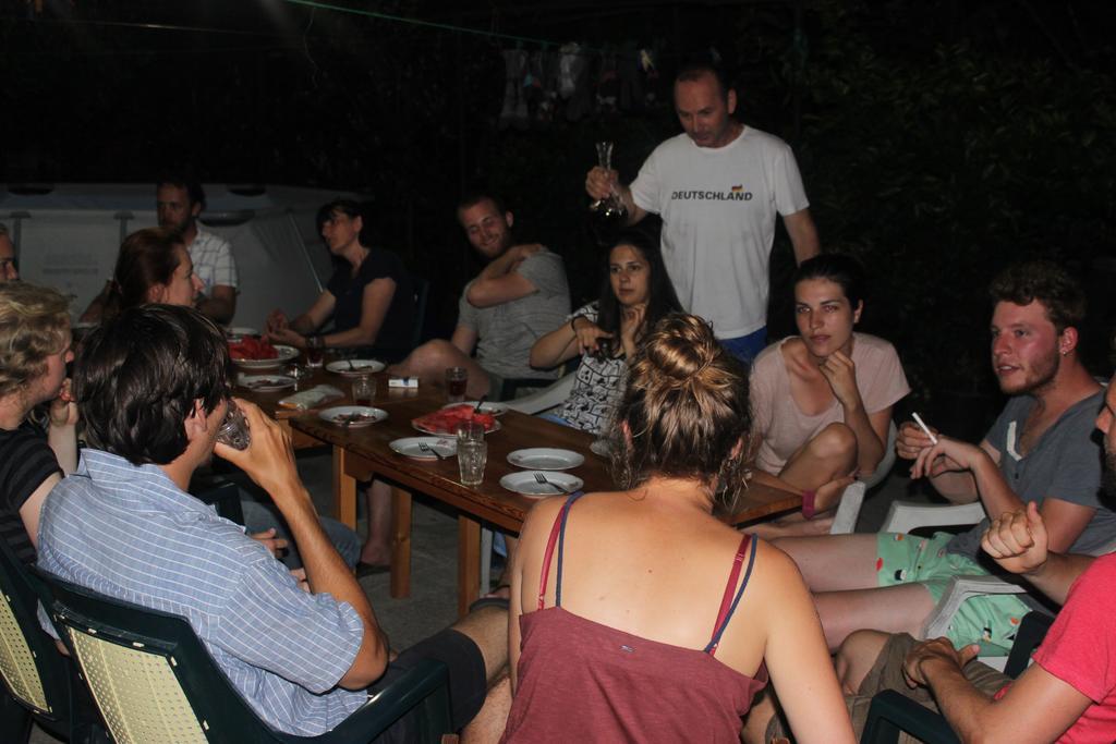 Giorgi'S Homestay クタイシ エクステリア 写真