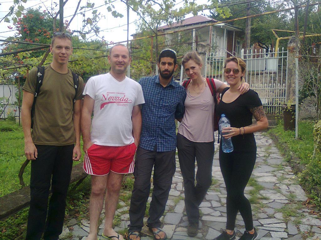 Giorgi'S Homestay クタイシ エクステリア 写真