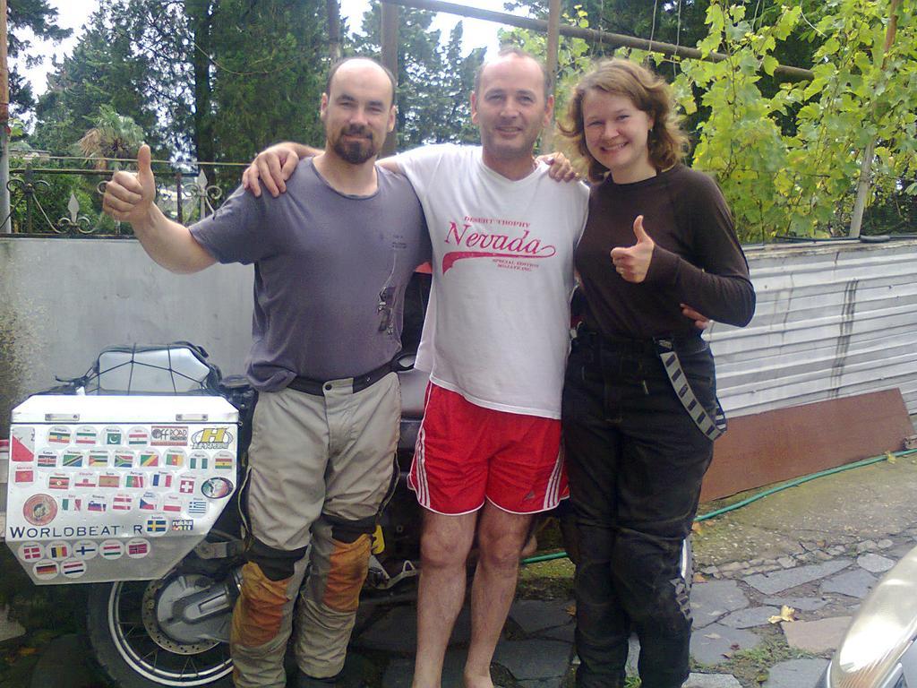 Giorgi'S Homestay クタイシ エクステリア 写真