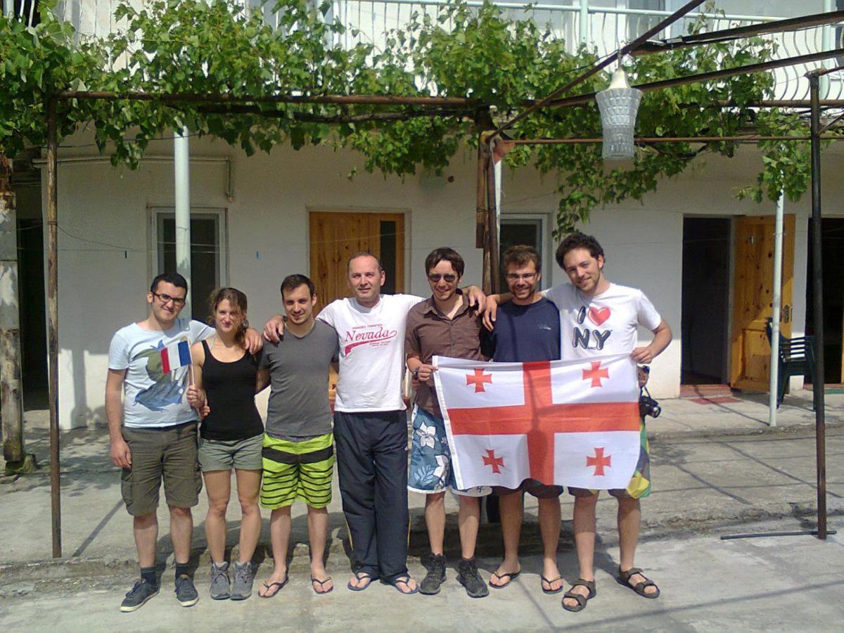 Giorgi'S Homestay クタイシ エクステリア 写真
